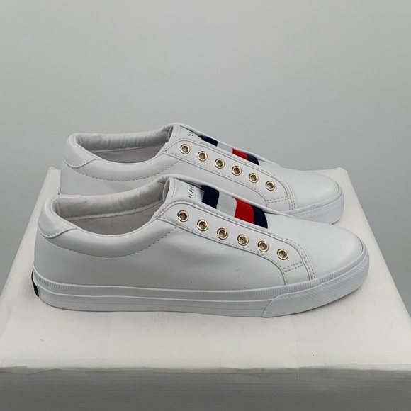 NWT NIB Tommy Hilfiger Laven Lace-Less Women’s White Slip On Sneaker Shoes - Picture 2 of 13